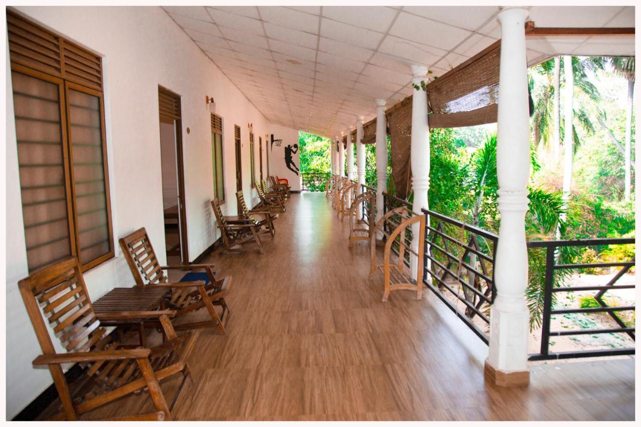 French Garden Resort Uppuveli Kültér fotó