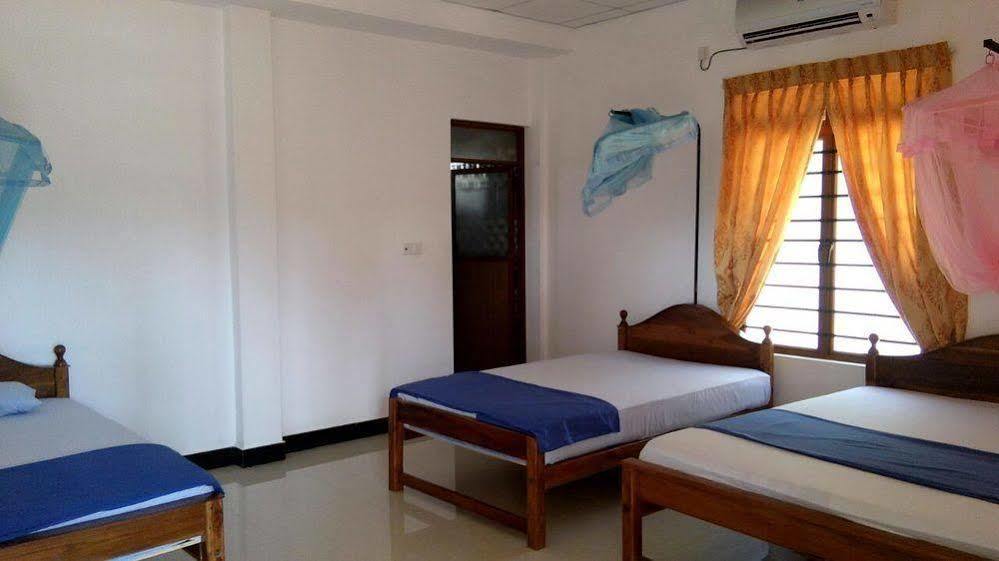 French Garden Resort Uppuveli Kültér fotó