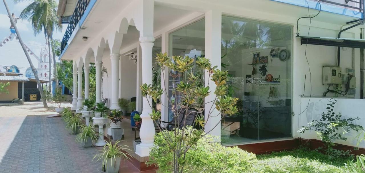 French Garden Resort Uppuveli Kültér fotó
