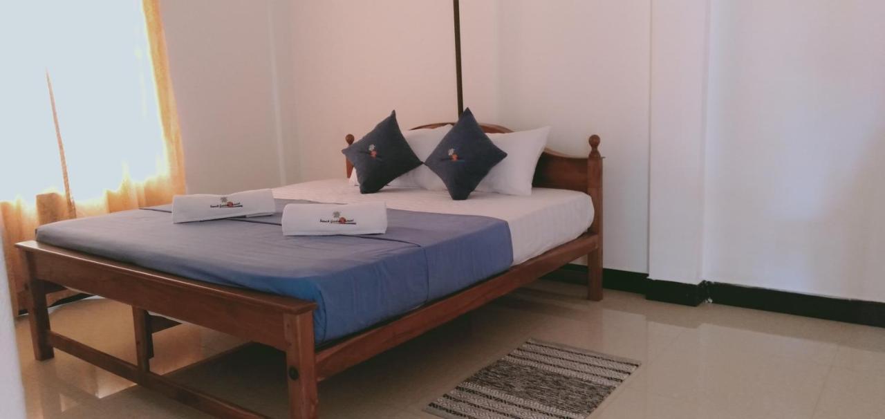 French Garden Resort Uppuveli Kültér fotó